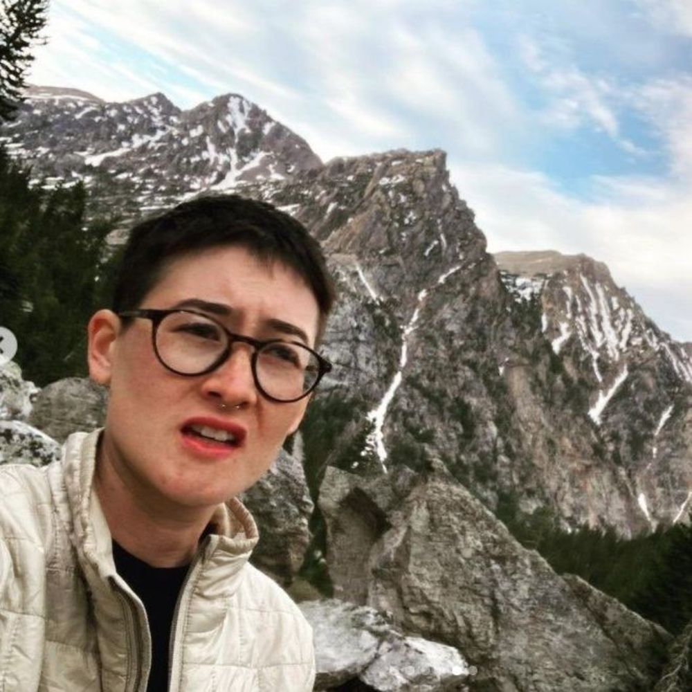 Meet your Posher, Angie